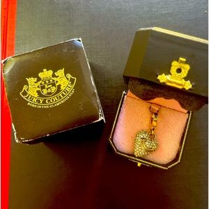 Juicy Couture  Pave heart charm fir bracelet